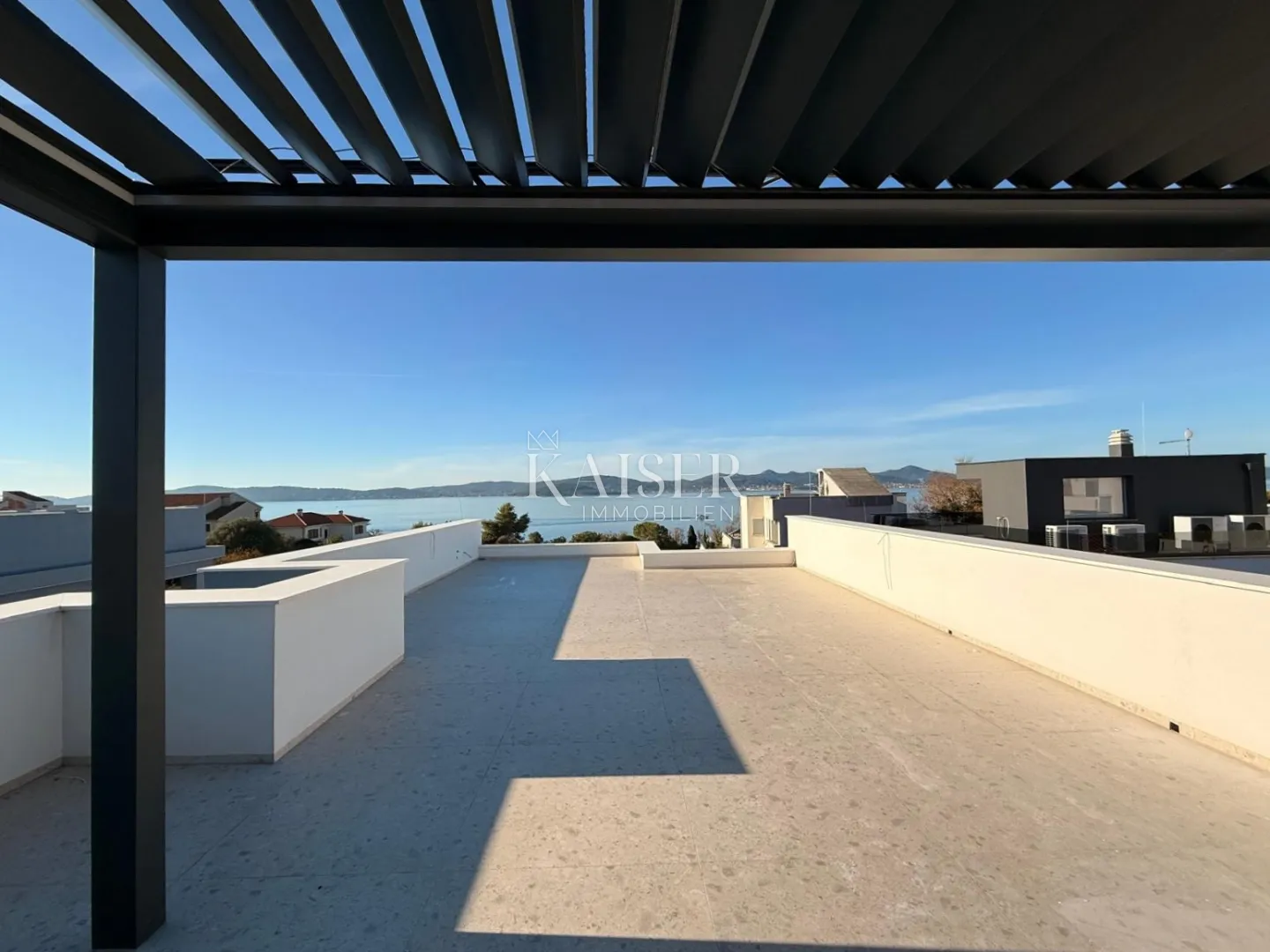 zadar - luksuzni penthouse 3s+db, 70m do mora - slika 4
