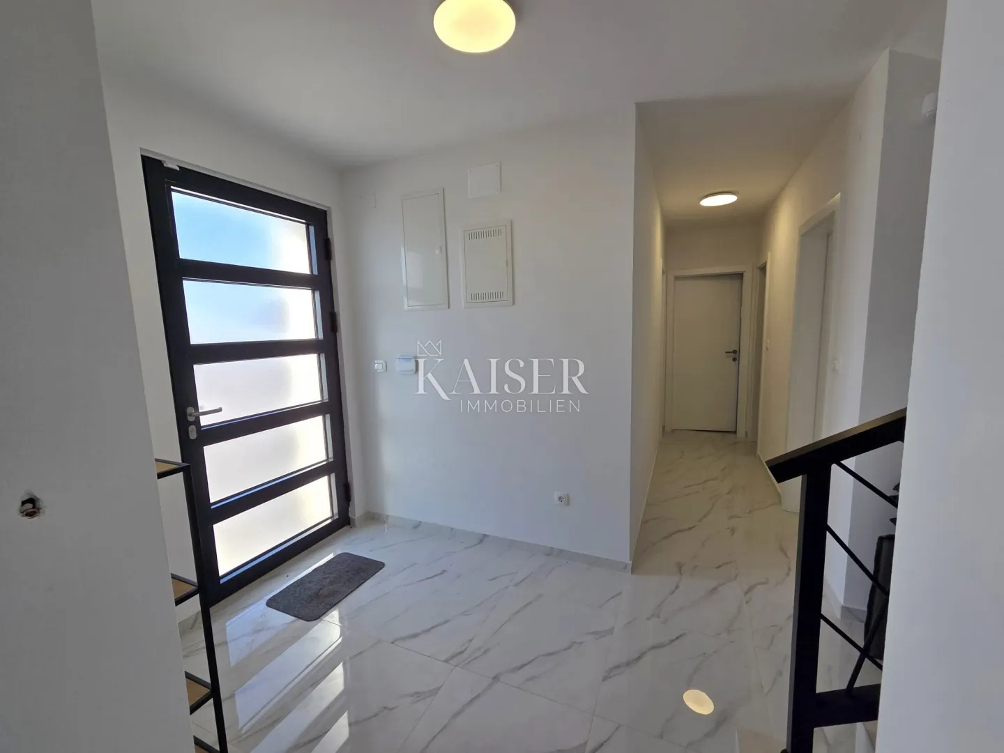 otok krk, brzac - duplex 157m2, pogled more - slika 21