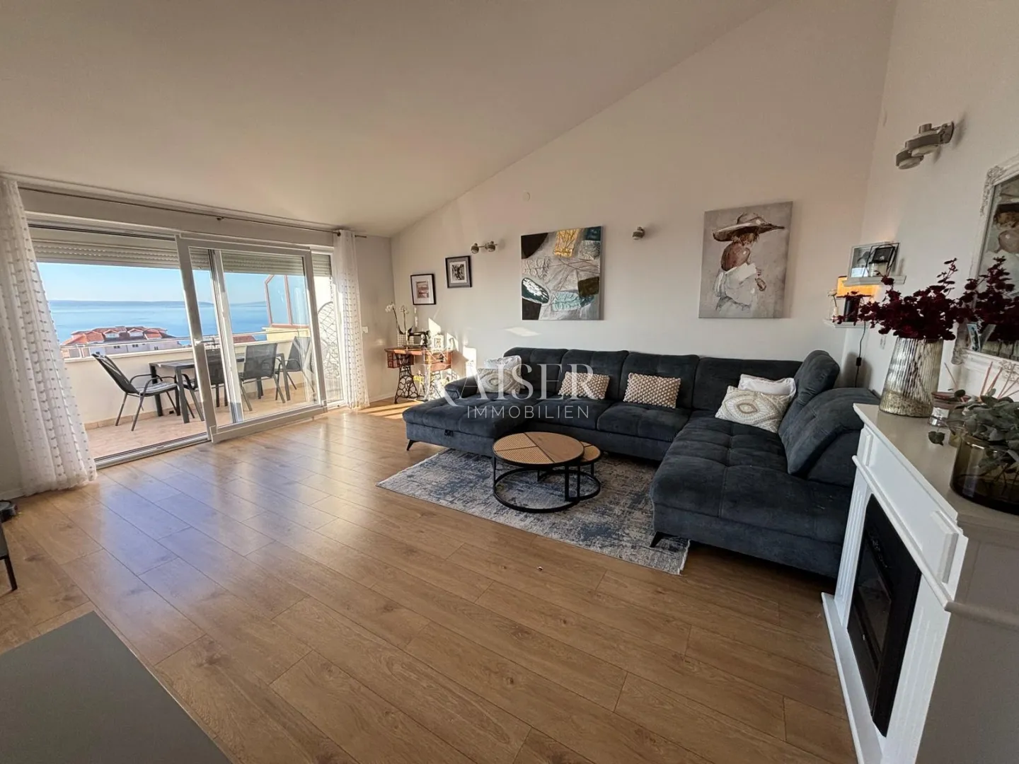 Split, Žnjan - trosobni stan 120 m2 s pogledom na more