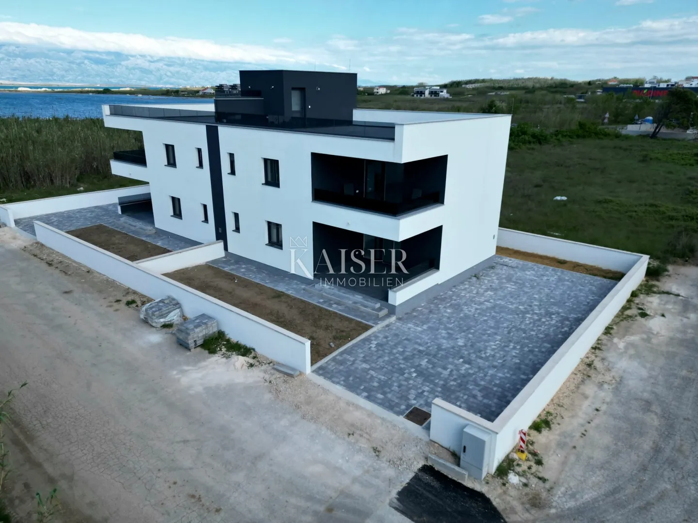 zadar-privlaka stan s vrtom u prizemlju 150m od plaže - slika 2