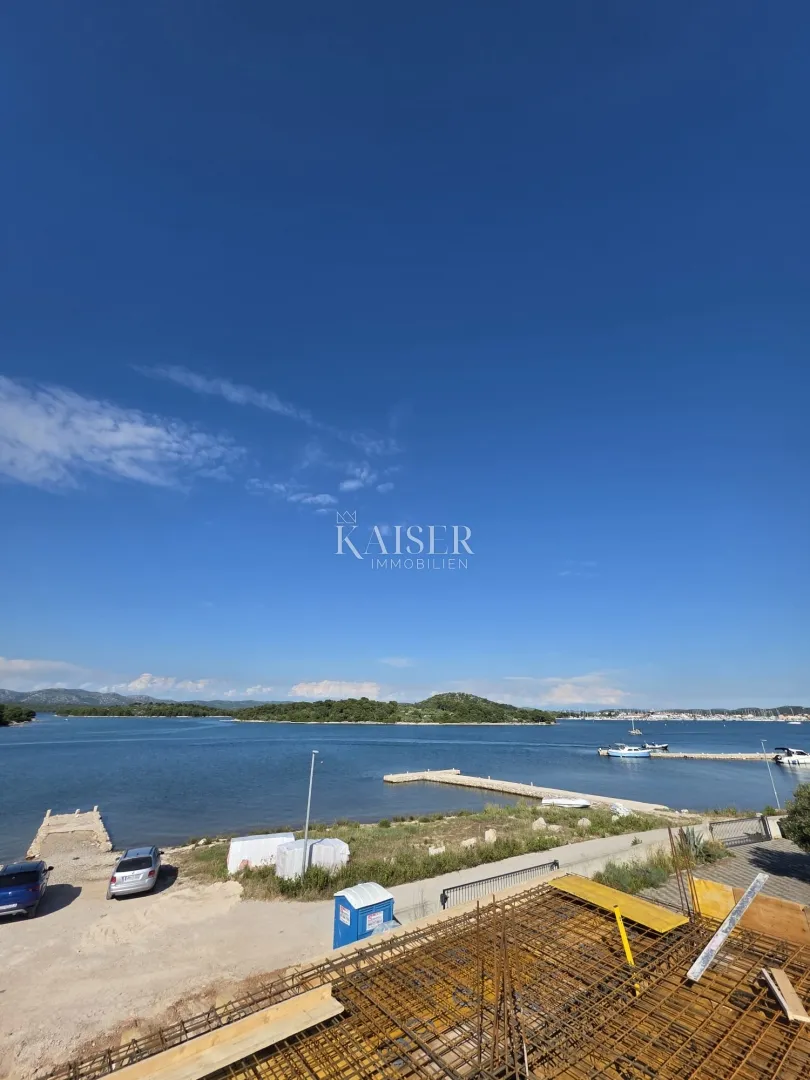šibenik, murter – luksuzna vila prvi red do mora s bazenom i panoramskim pogledom - slika 16