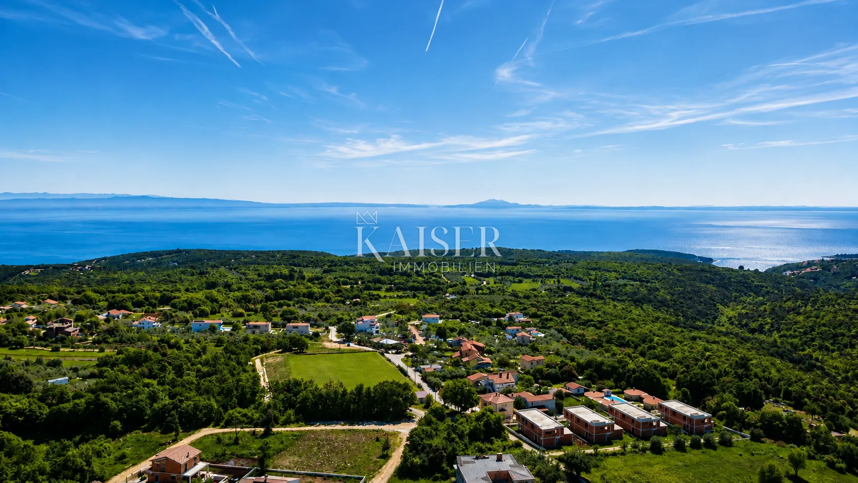 Istra, Peruški- građevinsko zemljište 648m2 samo 2km od mora - Peruški, Marčana
