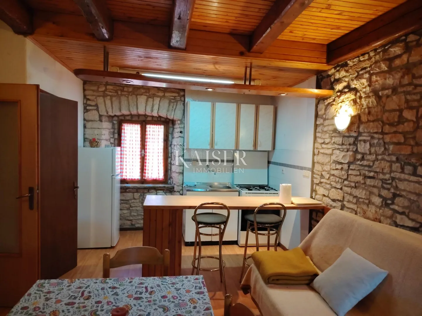 istra, smoljanci, renovirano imanje 190m2 - slika 5
