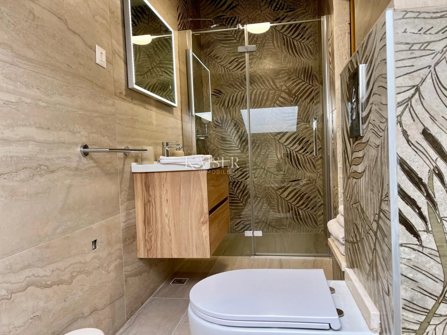 otok pag - ekskluzivni penthouse 118m2 , prvi red do mora - slika 15