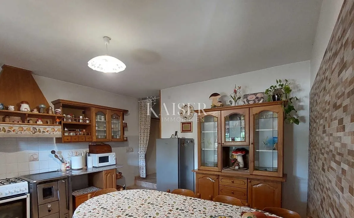 istra, grožnjan okolica - samostojeća kuća 396m2 sa potencijalom - slika 11