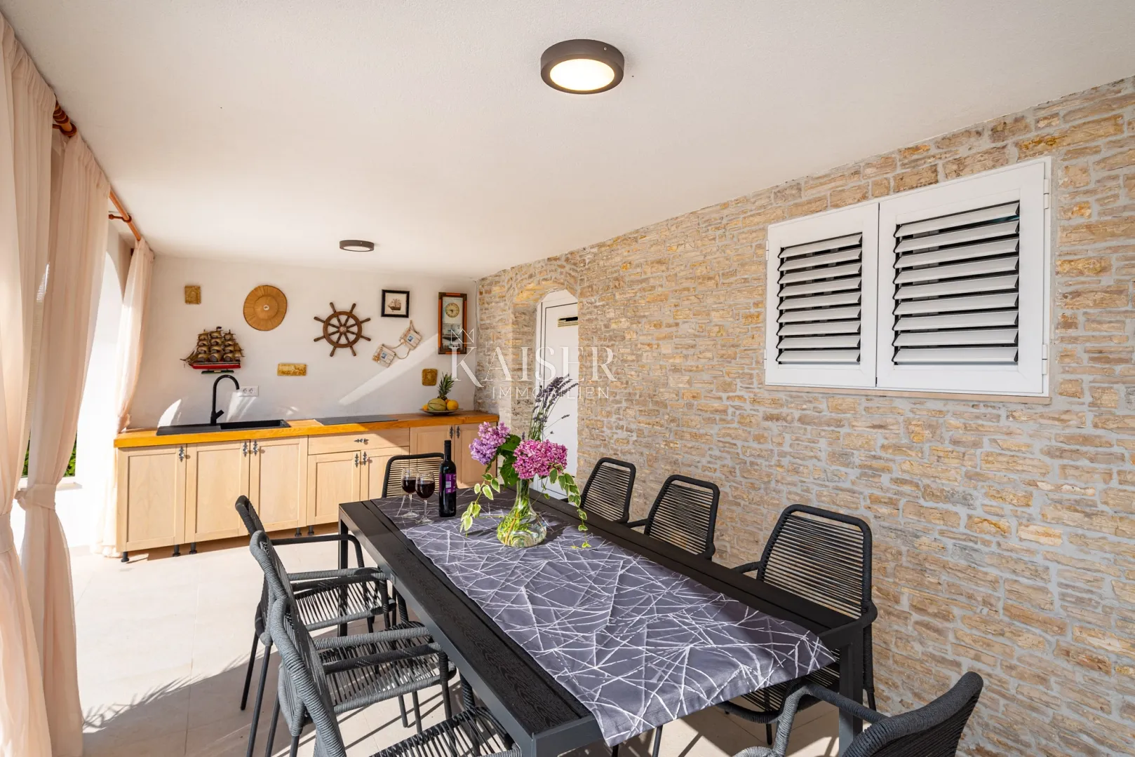 zadar, novigrad - villa s bazenom 250m2, 70m od mora - slika 7