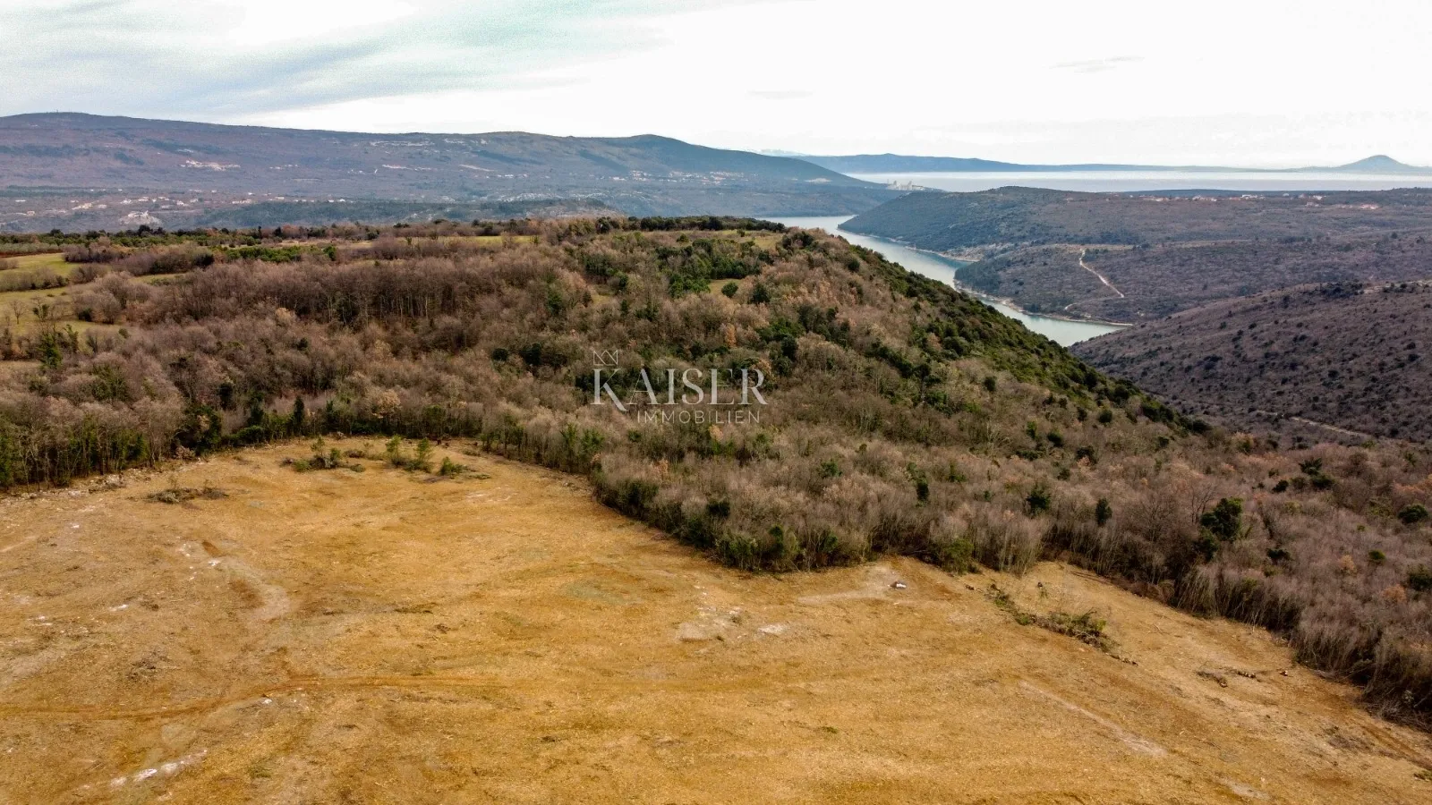 rakalj - zemljište za izgradnju 50 vila, 45 000 m2 - slika 15