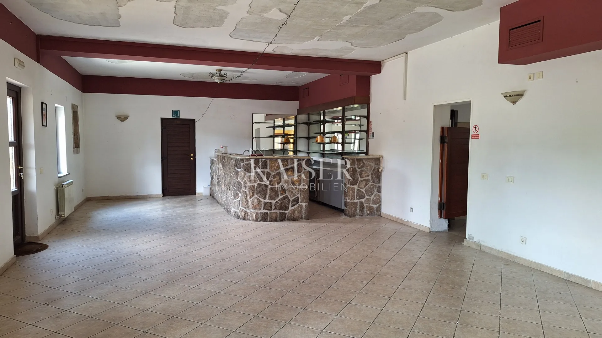 matulji, šapjane, poslovna zgrada na 3 etaže, vanjsko parkiralište,780 m2 korisnog prostora - slika 8