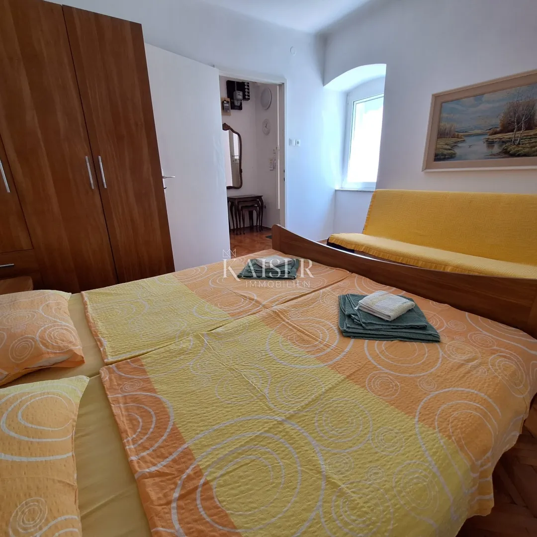 otok krk, punat - autentična kamena kuća u prvom redu do mora - slika 9