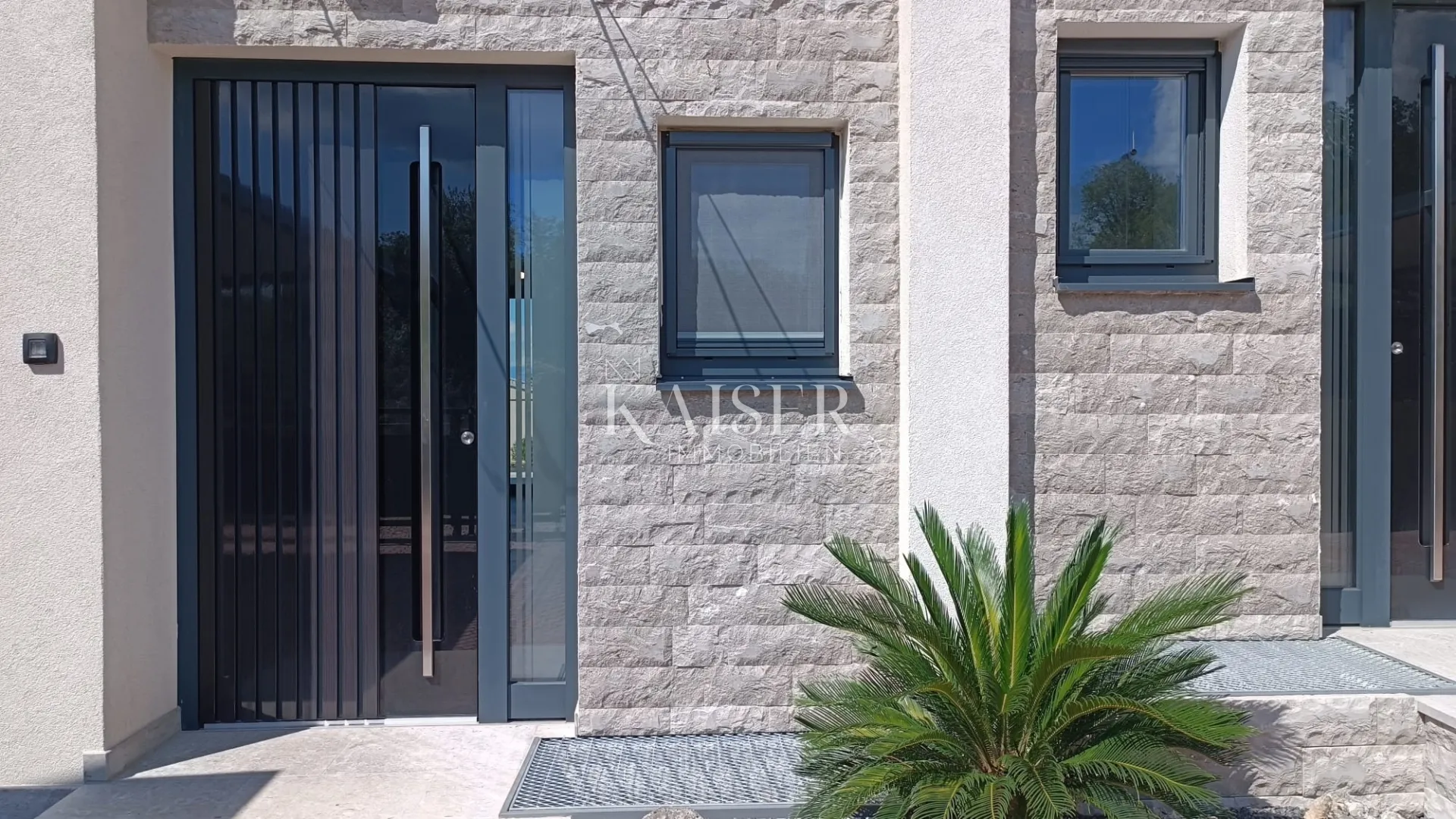 otok krk, malinska- luksuzna vila 208m2 s bazenom i pogledom na more - slika 2