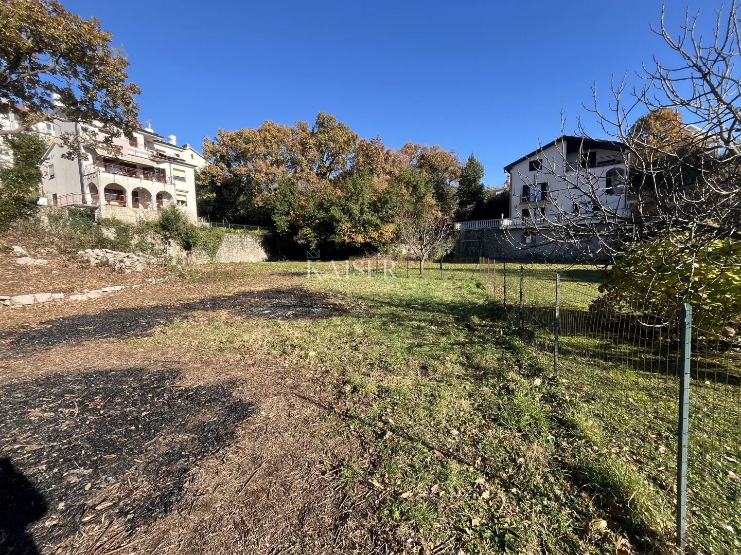 srdoči - građevinsko zemljište u samom centru! 990 m2 - slika 9