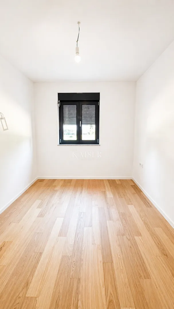 pakoštane – stan s5 s krovnom terasom, 300 m od mora - slika 13