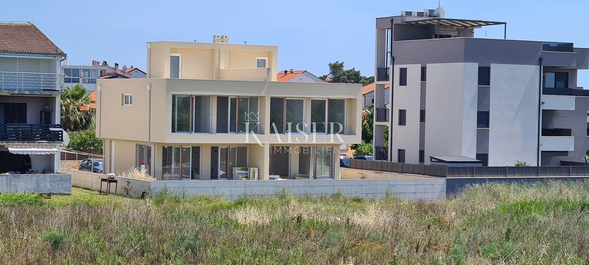 zadar, privlaka: moderna dvojna vila s bazenom i krovnom terasom - slika 3