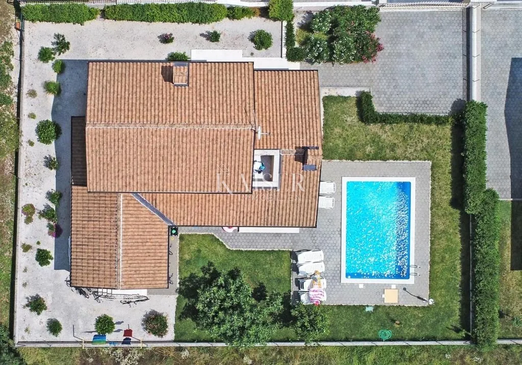 Istra, Sv. lovreč, obiteljska kuća s bazenom - Sveti Lovreč Pazenatički