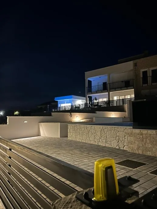 zadar, rtina - luksuzna vila s bazenom, 250 m od plaže - slika 8