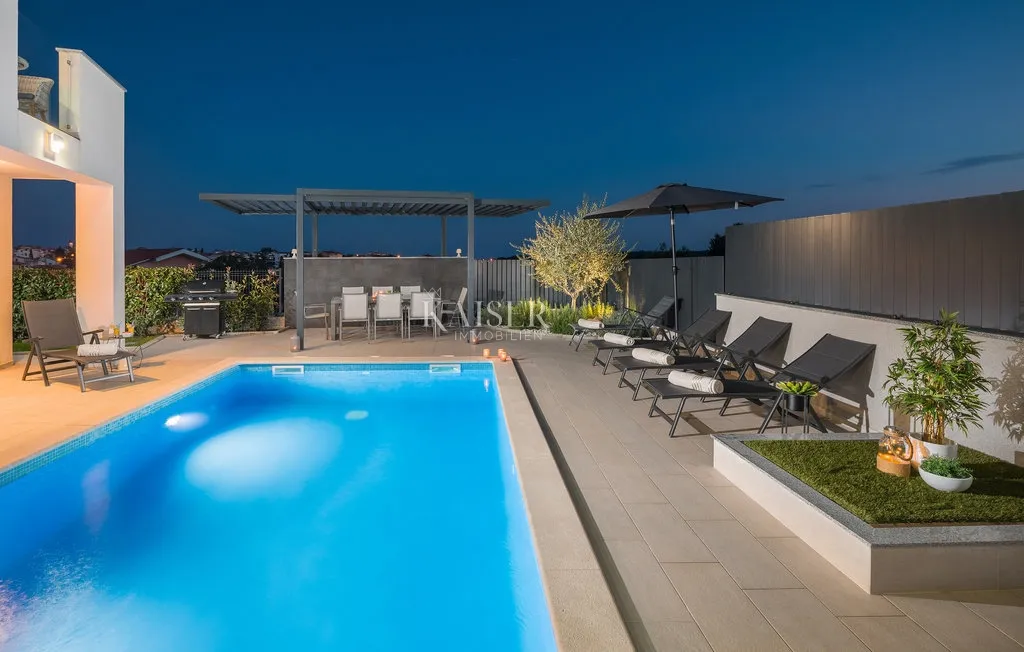medulin - luksuzna kuća 150m od mora, 270m2, pogled na more - slika 35