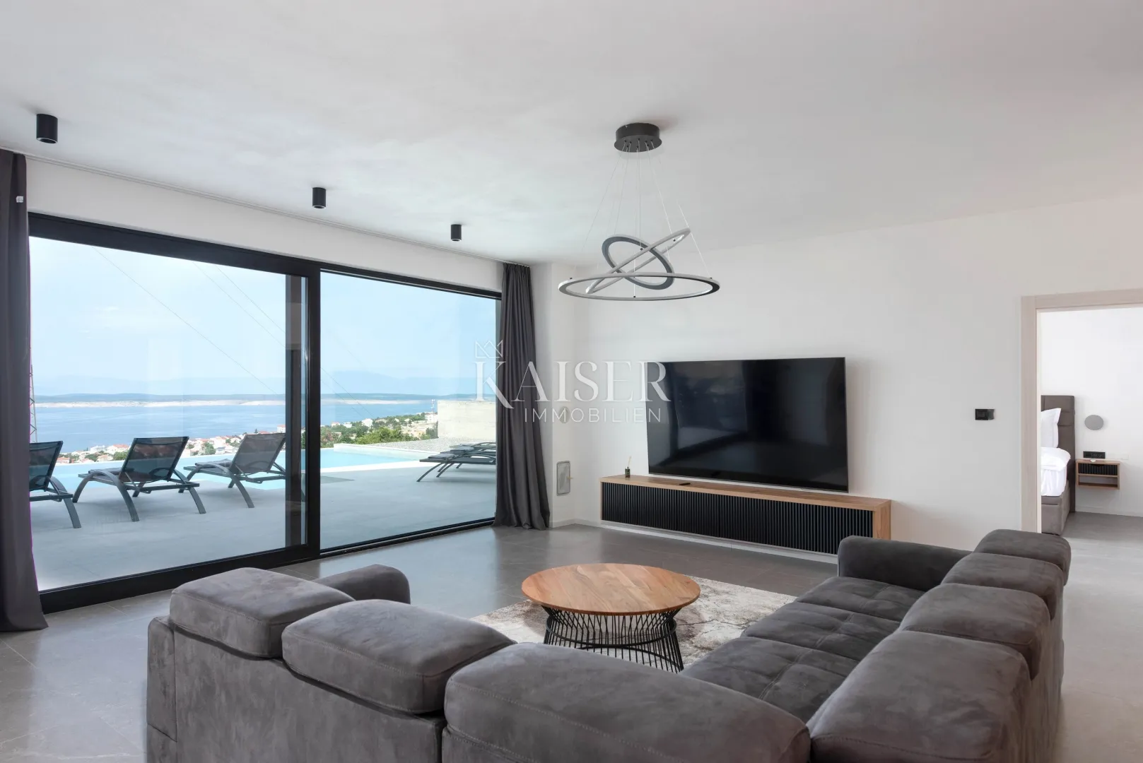 crikvenica, elegantna vila s bazenom i jedinstvenim pogledom - slika 4