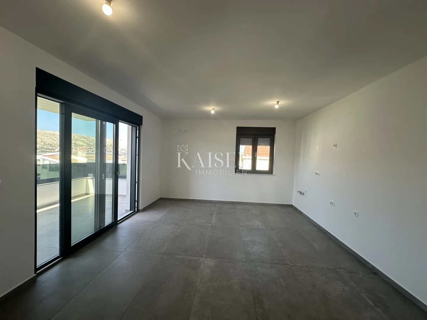 pag - dvosobni stan 80 m2 s velikim vrtom od 75 m2 pokraj mora - slika 8