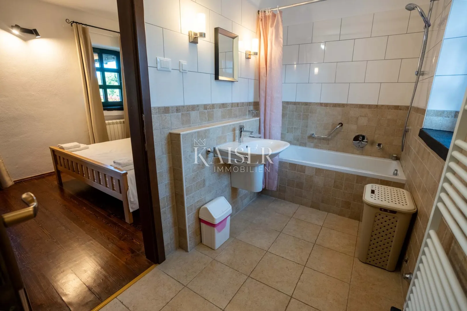 poreč, istra, okolica, rustikalna kamena vila sa bazenom - slika 11
