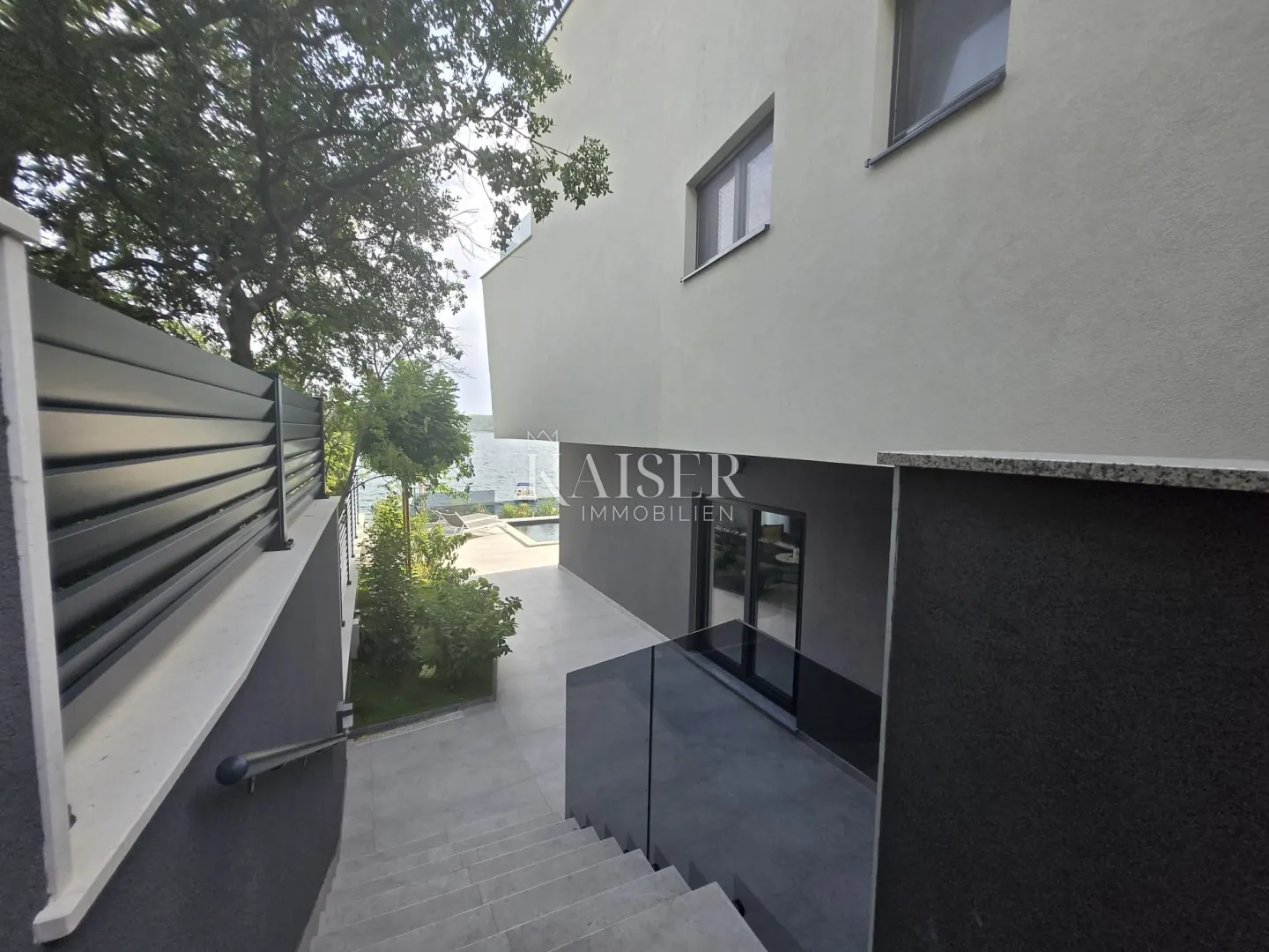 zadar, posedarje – ekskluzivna vila prvi red do mora s privatnim pristupom moru - slika 13