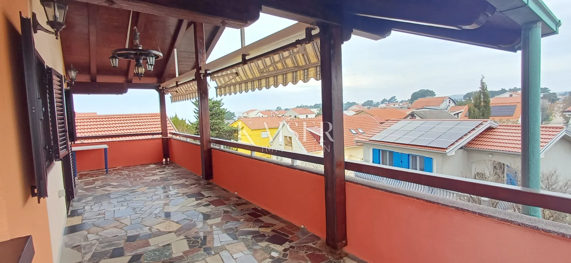 vir – stan s terasom i pogledom na more, 120 m od plaže - slika 12