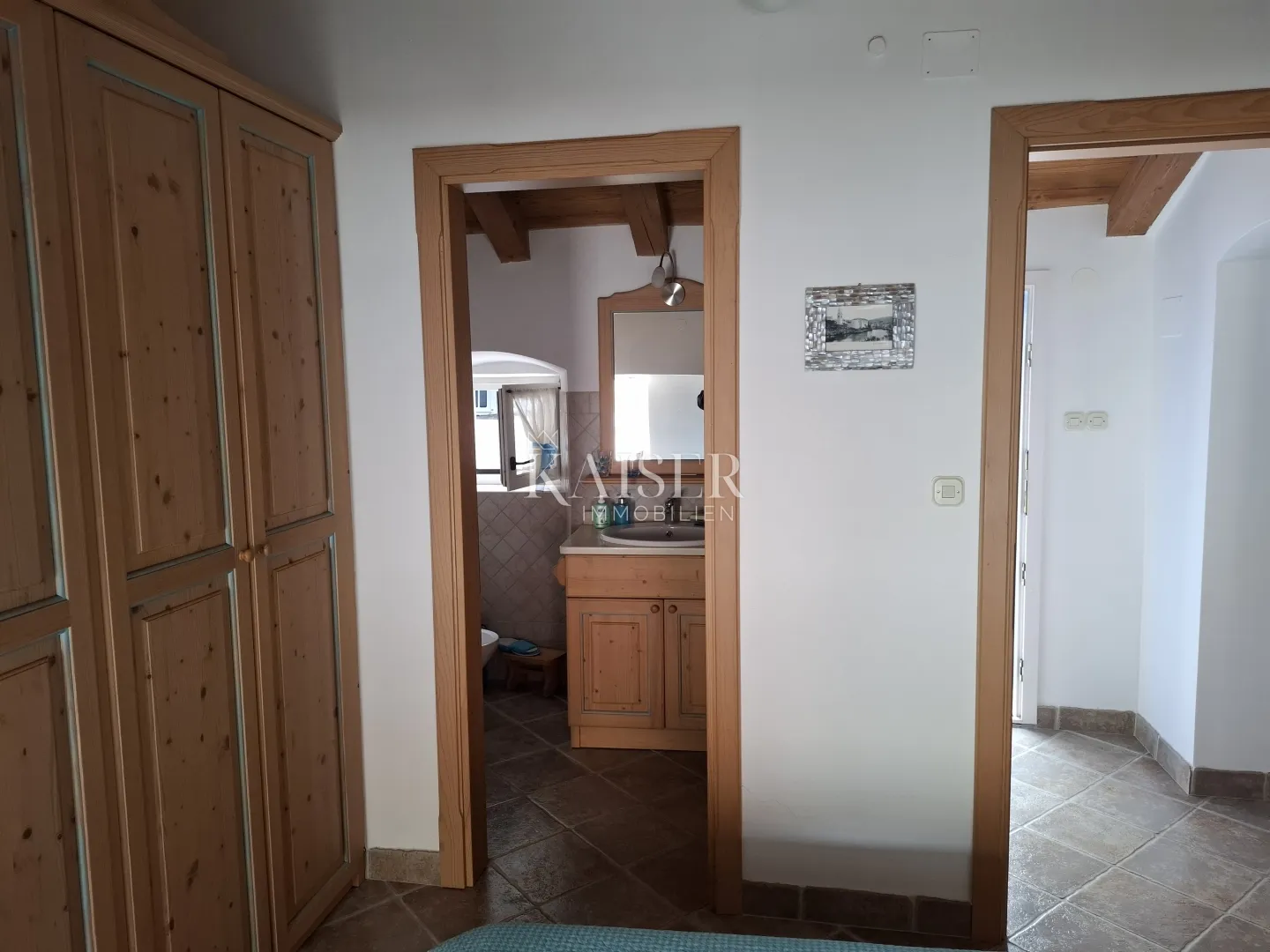 otok lošinj, veli lošinj, dvosobni stan+db u strogom centru - slika 10