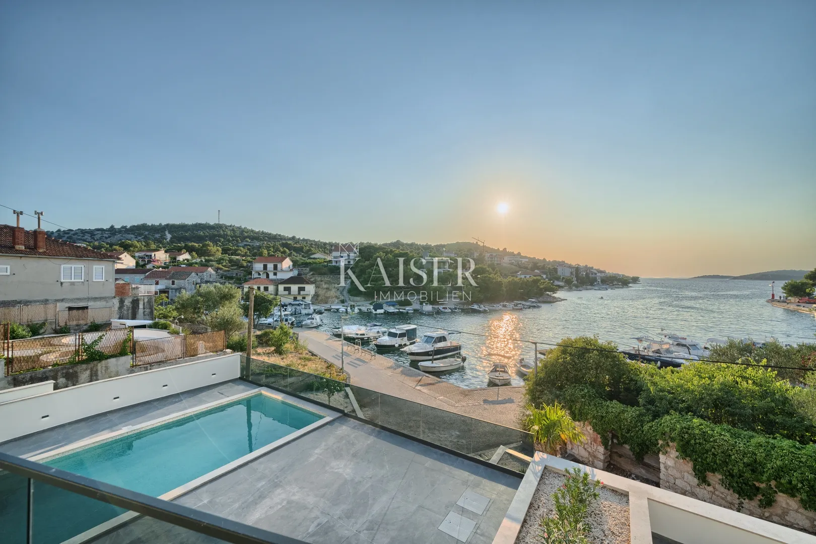šibenik, rogoznica-ekskluzivna vila s bazenom - slika 44