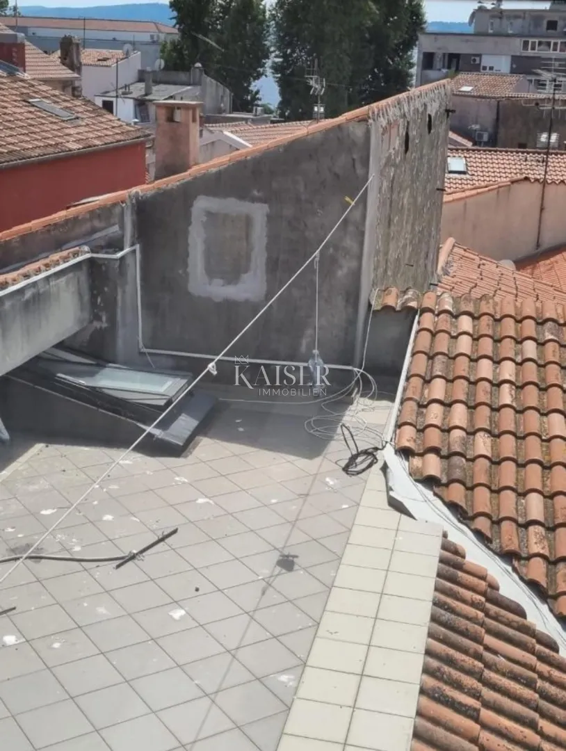 zadar – poluotok | trosoban stan u povijesnoj jezgri - slika 26