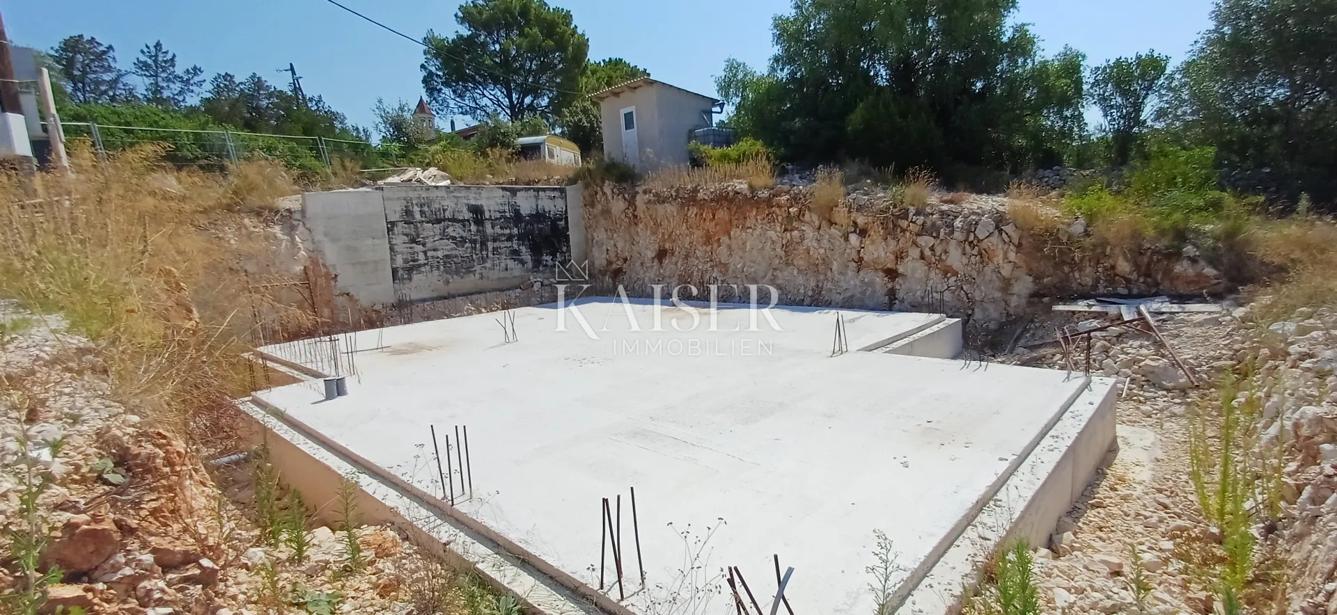 molat – građevinsko zemljište 474 m², 80 m od mora s građevinskom dozvolom - slika 11