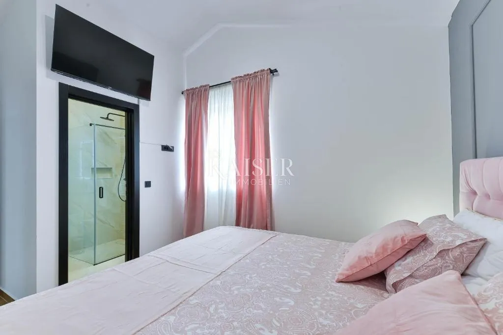 zadar, privlaka – elegantna samostojeća kuća s bazenom u dalmatinskom stilu - slika 27