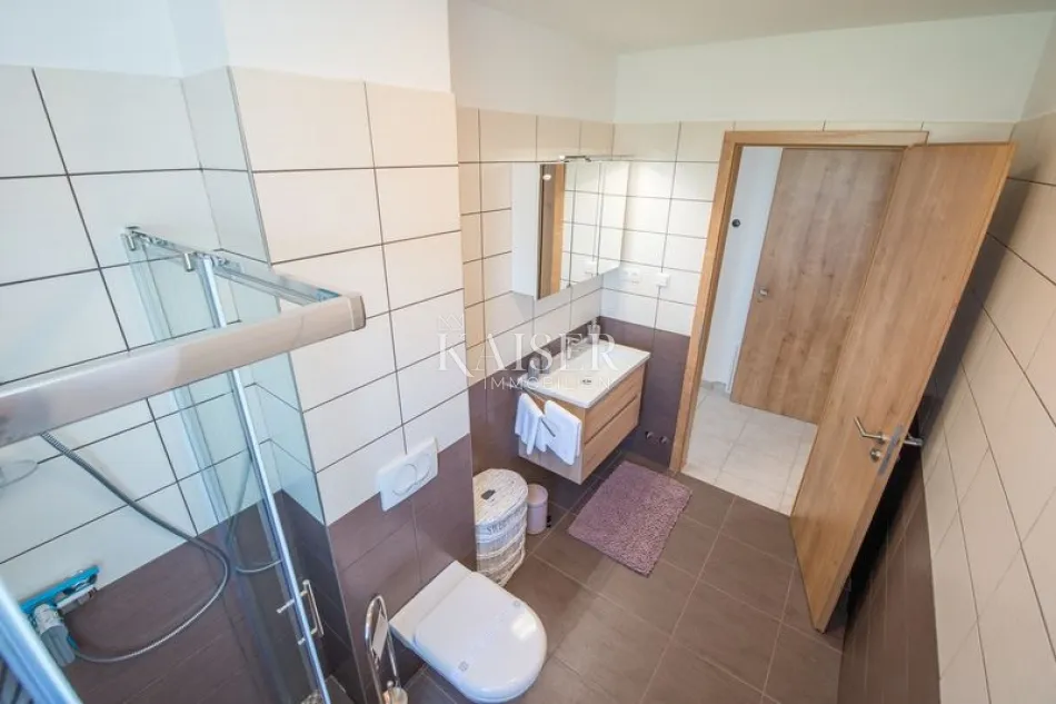 sukošan, zadar - moderan dvosoban apartman s lođom i pogledom na more - slika 25
