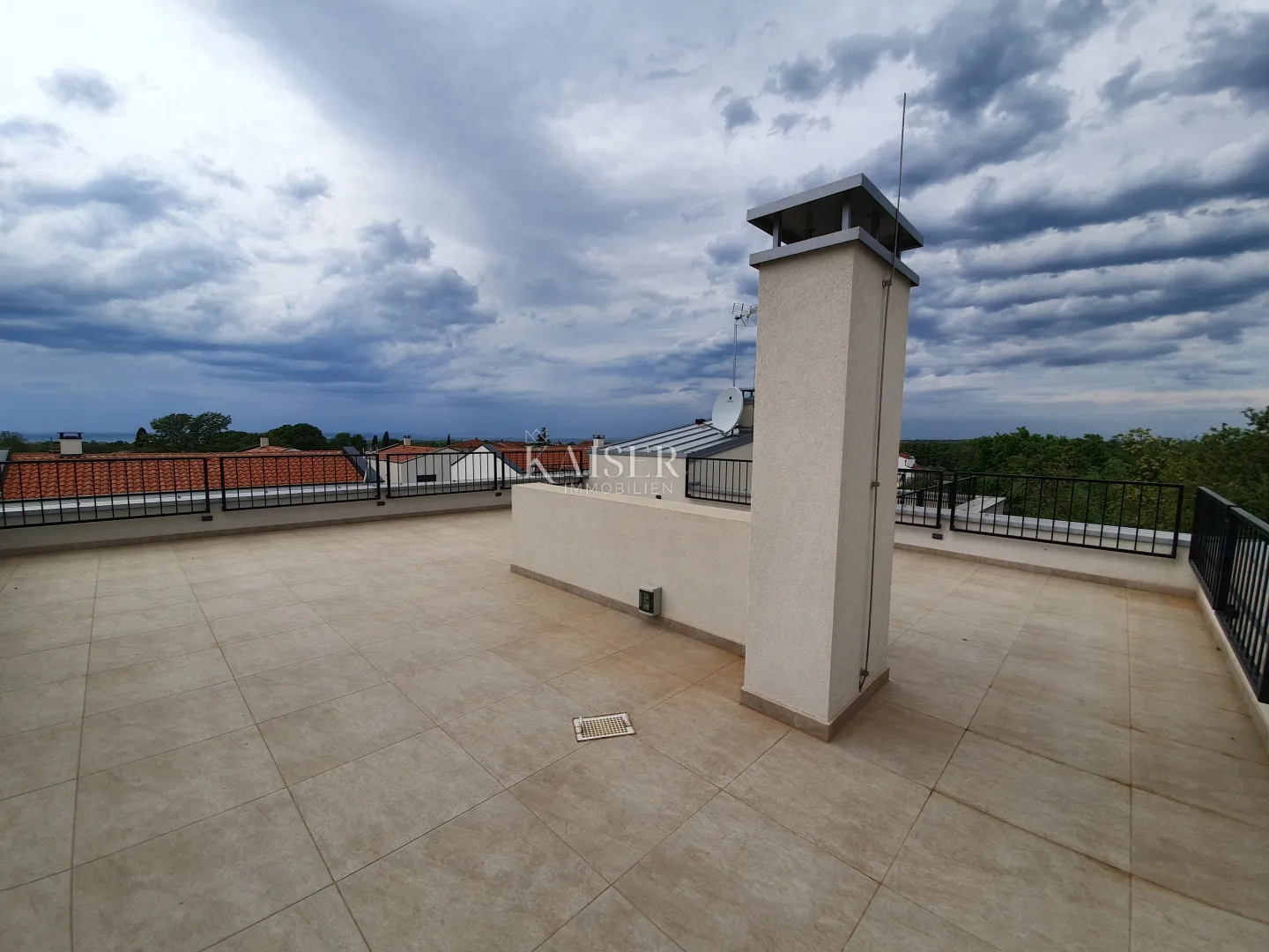 istra - poreč, stan pogled more sa krovnim sadržajem - slika 20
