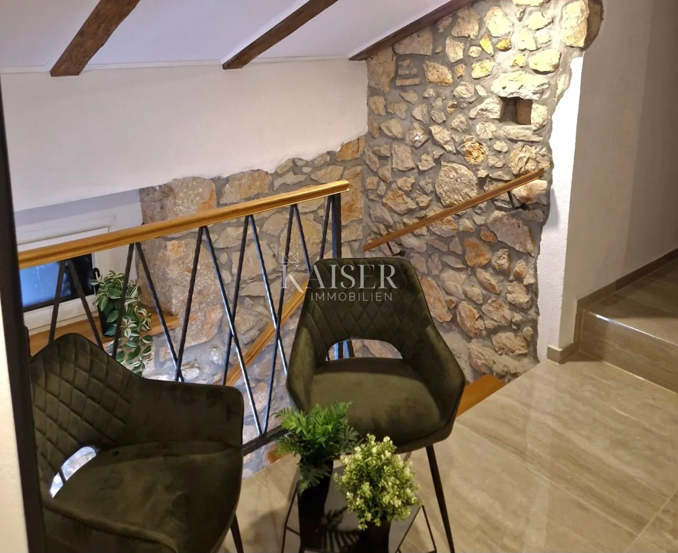 otok krk, dobrinj - adaptirana starina, 140 m2 - slika 12
