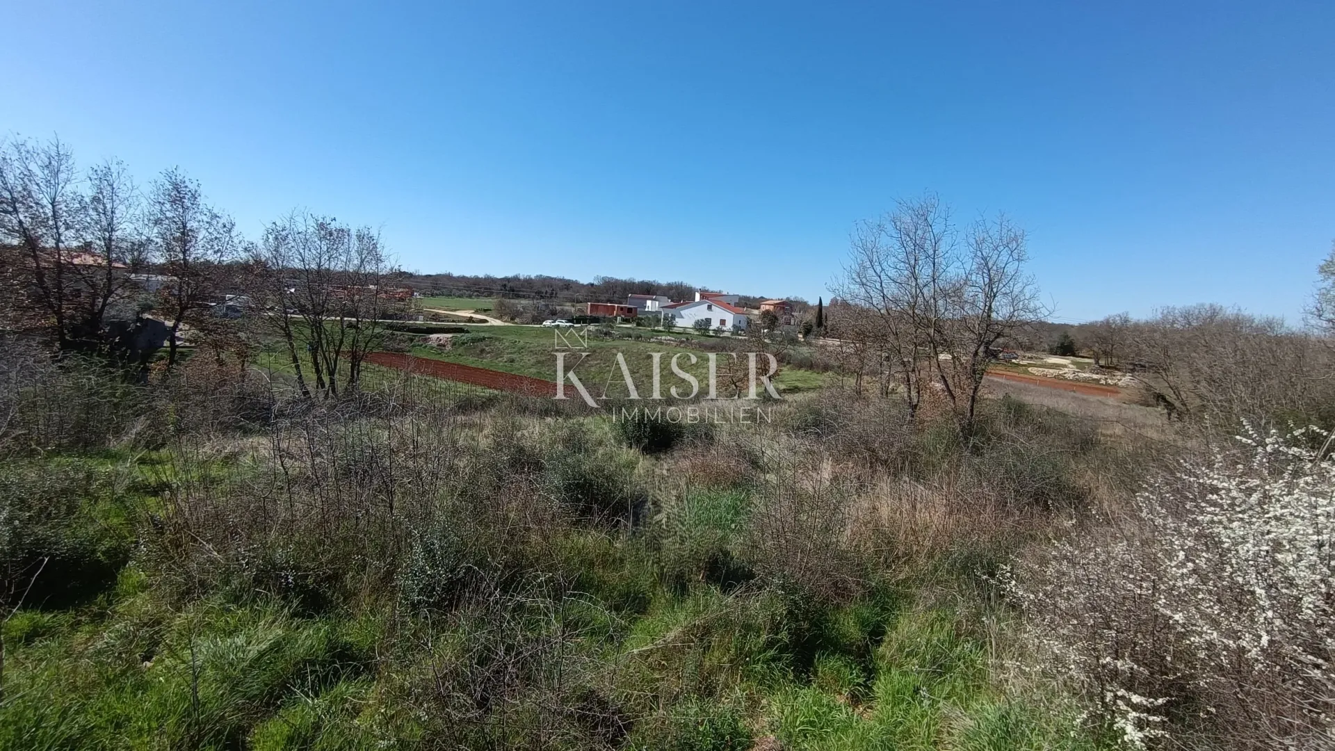 istra, loborika- građevinsko zemljište 2700m2 velikim potencijalom - slika 6