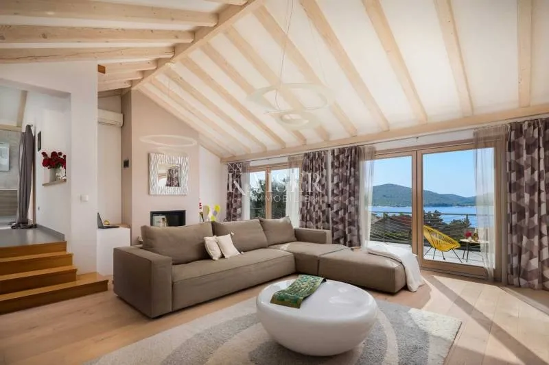 šibenik-žaborić – luksuzna vila 358 m² s bazenom, konobom i panoramskim pogledom - slika 13