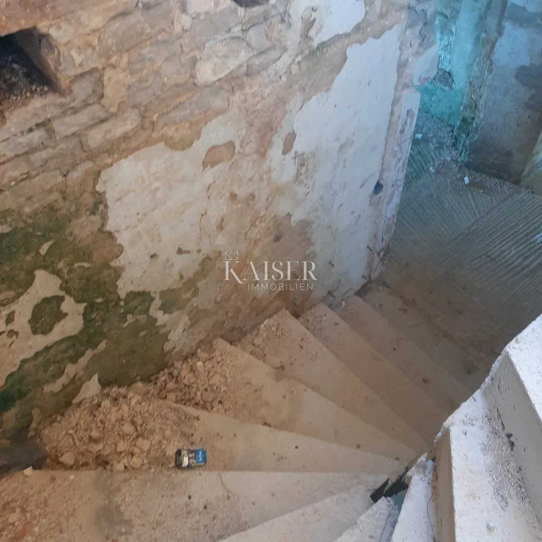 istra, barban - 5 starinskih kuća na prodaju - slika 14