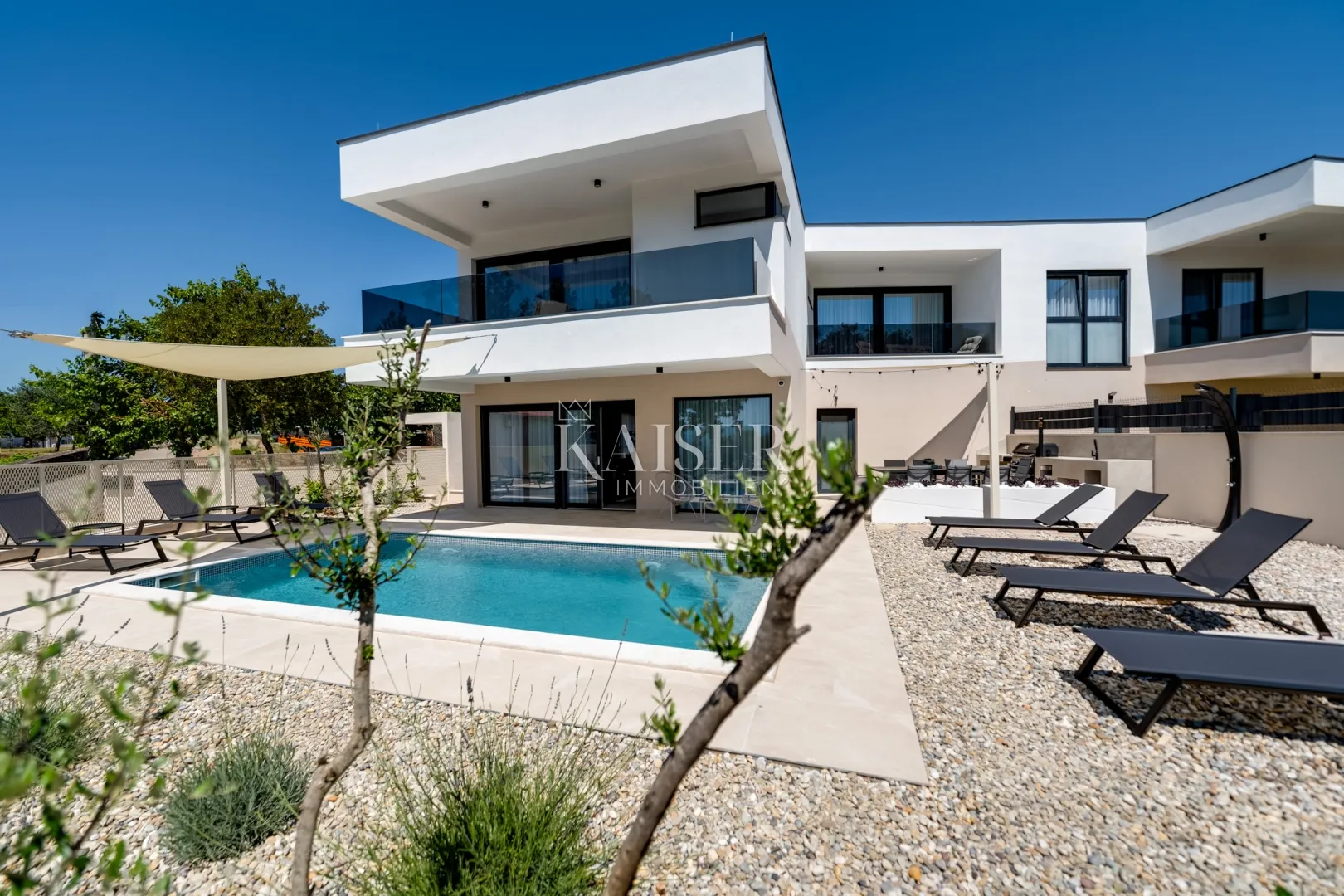 Otok Krk, Omišalj - luksuzna dvojna kuća 195m2