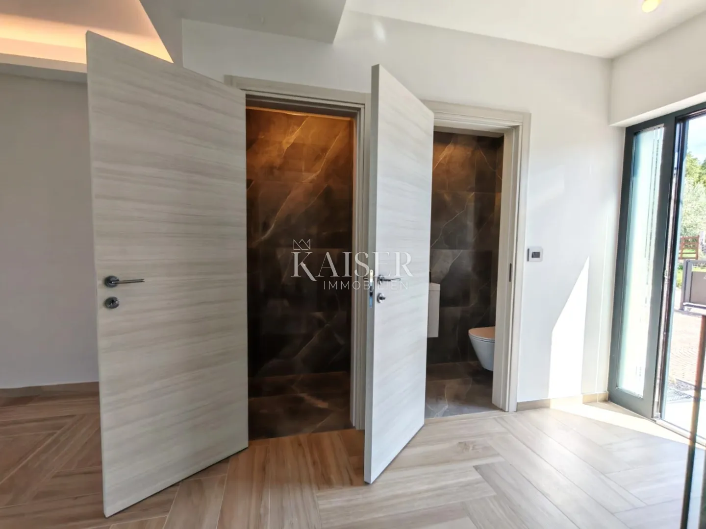 otok krk, malinska- luksuzna vila 208m2 s bazenom i pogledom na more - slika 5