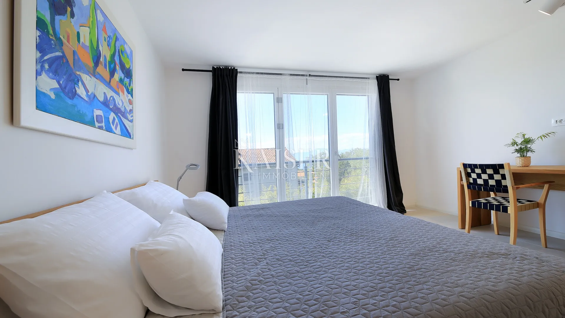 otok krk, malinska- moderna vila 200m2 s bazenom i pogledom na more - slika 16