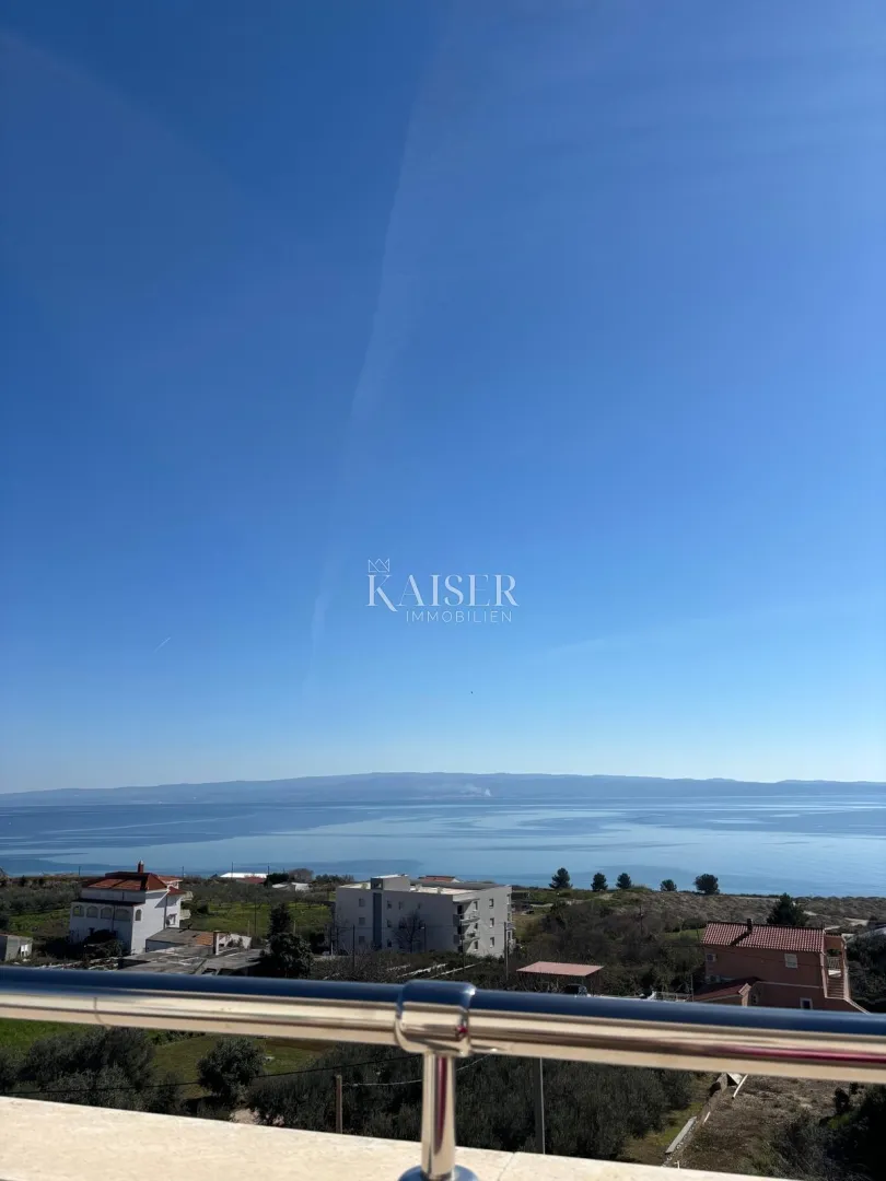 split, žnjan - trosobni stan 120 m2 s pogledom na more - slika 2