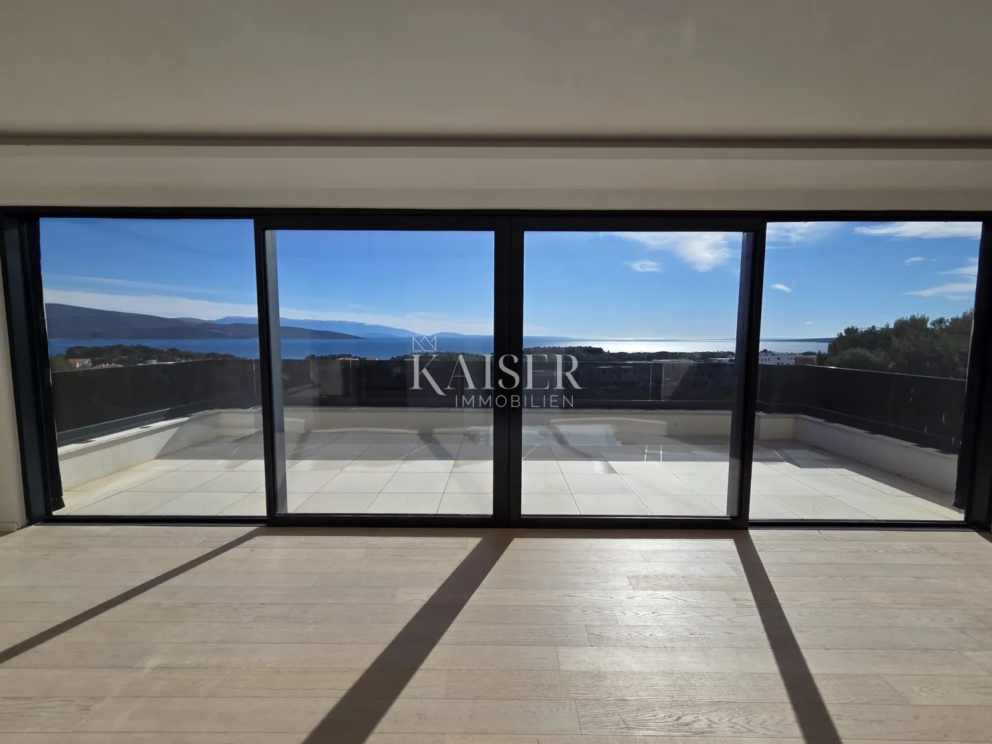 Krk, Grad Krk - luksuzni penthouse 129m2