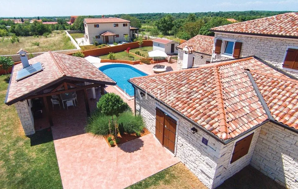 istra, svetvinčenat- ekskluzivna vila 230m2 s bazenom i solarnom elektranom - slika 13