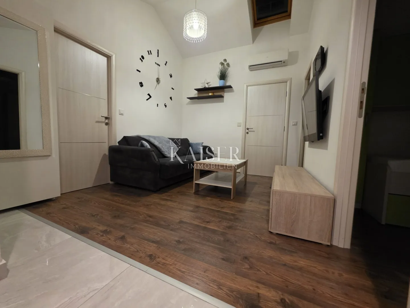 mali lošinj, renoviran stan blizu centra i mora - slika 2