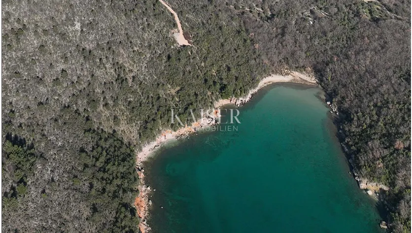 otok krk, mediteranska vila s bazenom i pogledom na more - slika 10