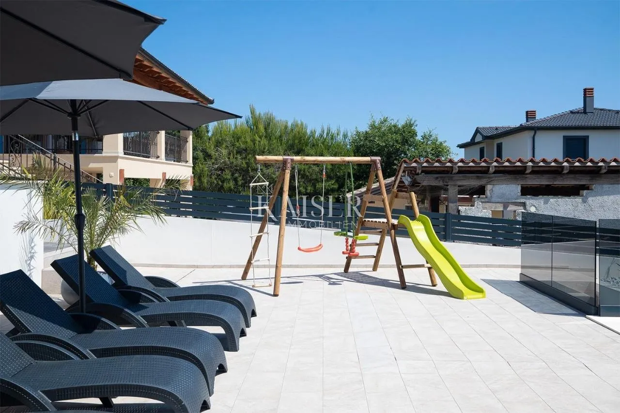 istra, pomer-ekskluzivna vila 195m2 s bazenom,panoramskim pogledom - slika 34