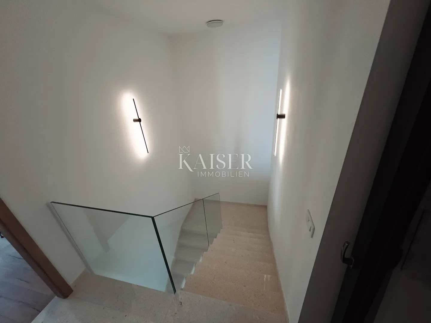 istra, pomer- moderna vila 188m2 samo 200m od mora - slika 12
