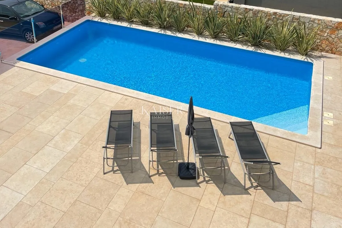istra - poreč, stan sa bazenom i krovnom terasom - slika 17