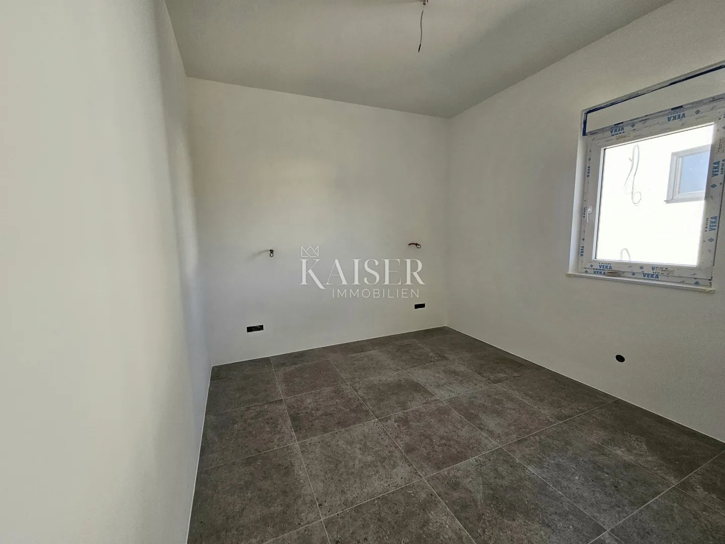 krk, čižići - stan novogradnja 2s+db, 80m2 - slika 3