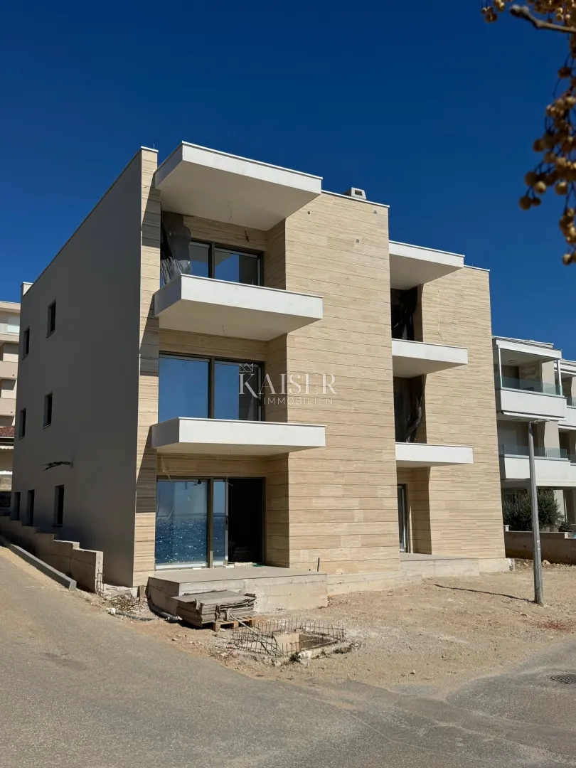 mandre, otok pag – moderan 1s+db stan (s6) na 1. katu s lođom, balkonom i parkingom, 48,84 m² nkp - slika 7