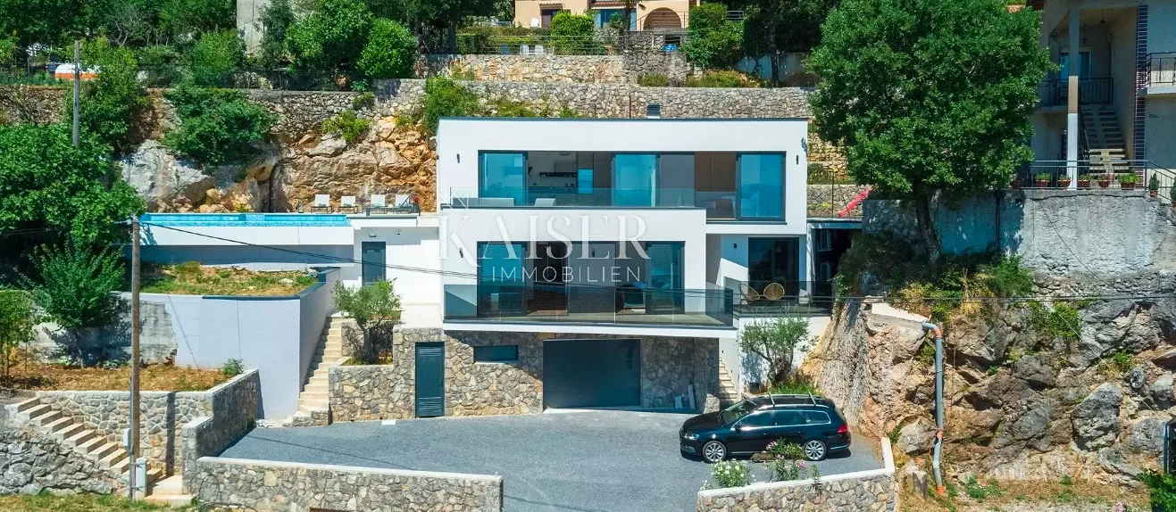 Opatija, Bregi – Moderna vila 255m2 s bazenom i fantastičnim pogledom na Opatiju - Bregi, Matulji